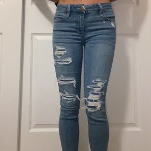 AEO Ripped Skinny Jeans